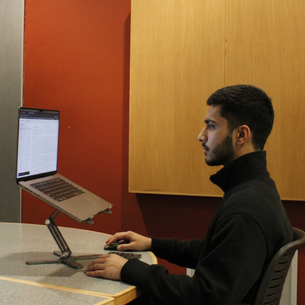 Techton™ ApexLift - Laptop stand